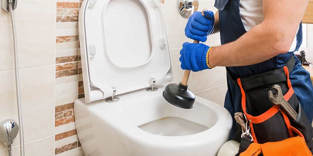 Débouchage Sanibroyeur pas cher Stehat